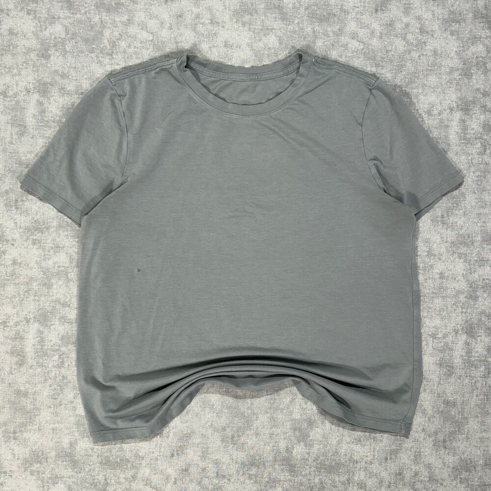 Lululemon Fundamental grey casual minimalist blank tshirt womens Medium
